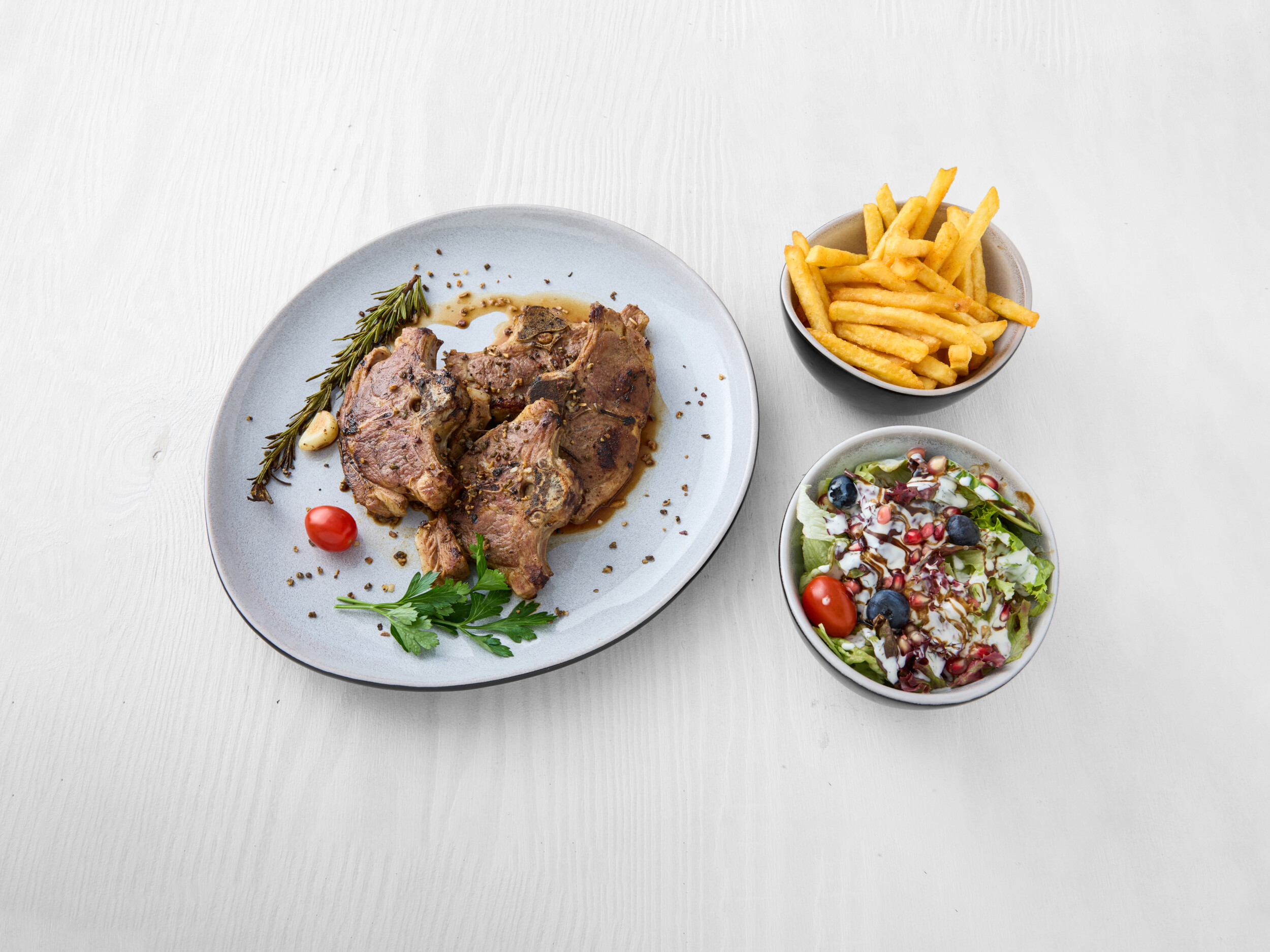 10253693_wilder kaiser_Food_lammkotlets_pommes